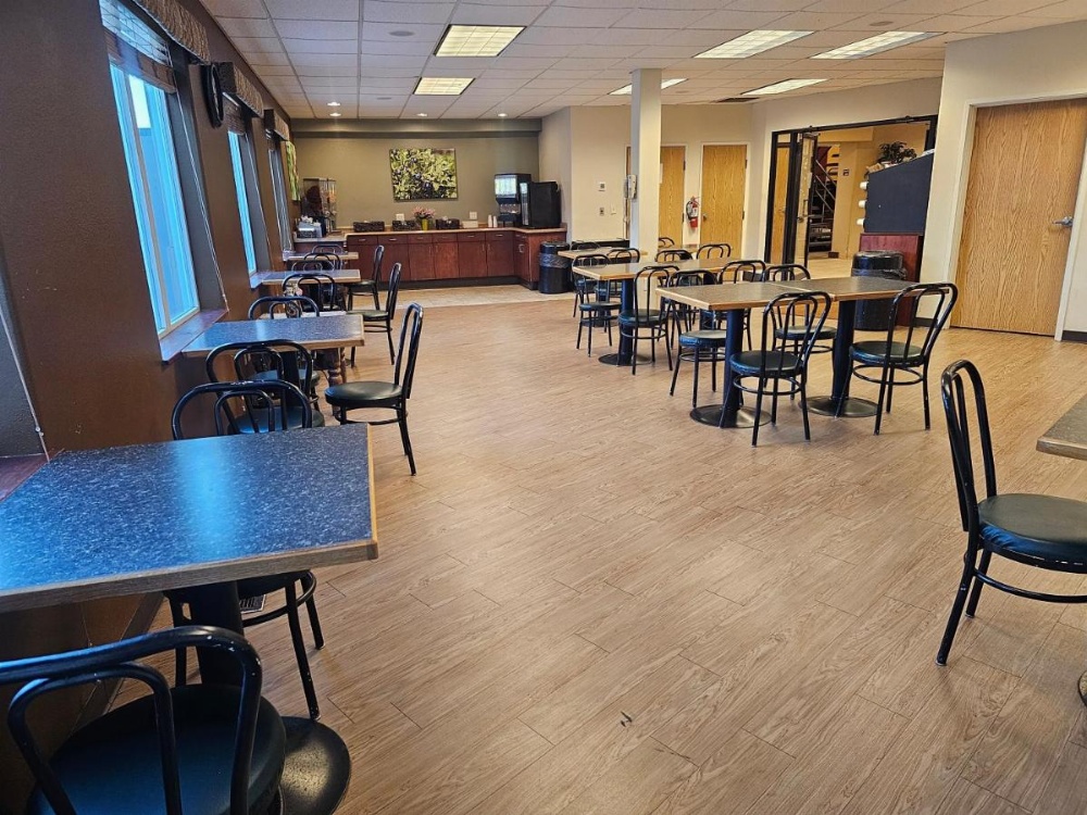 Broadway Inn Conference Center Image 15