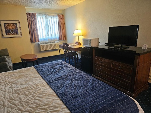 Broadway Inn Conference Center image 16