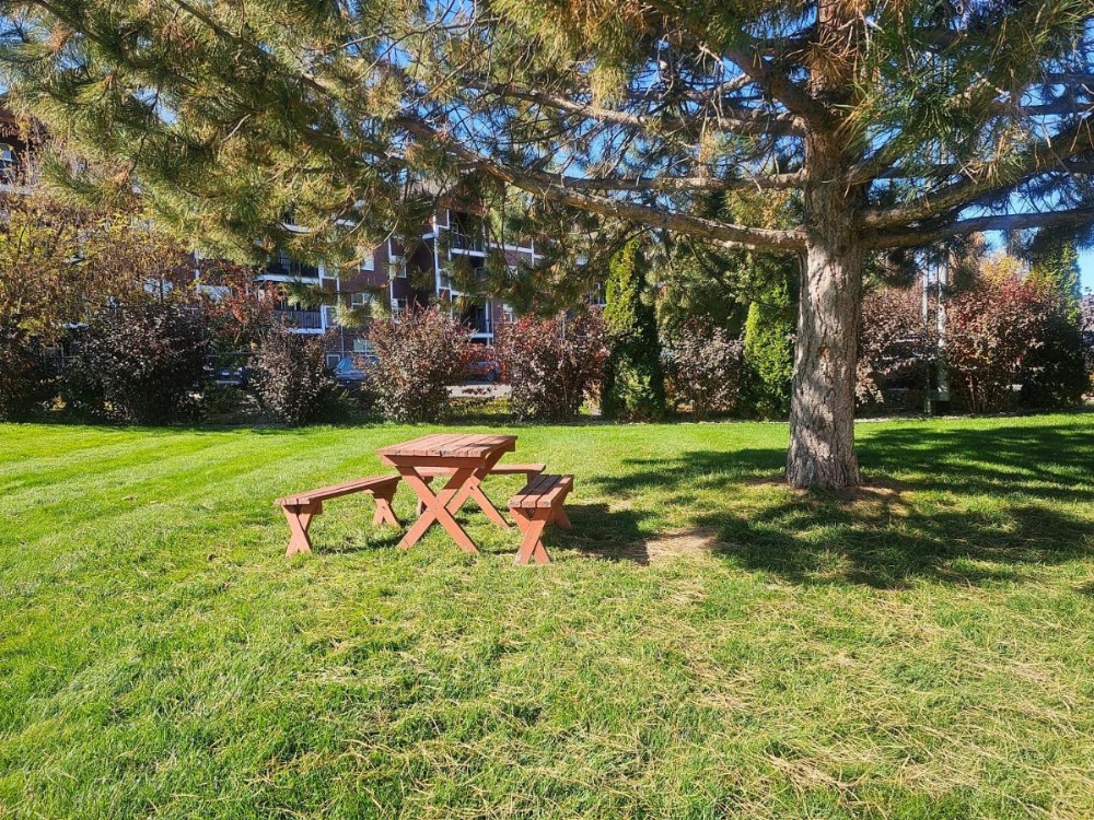 Broadway Inn Conference Center Image 19